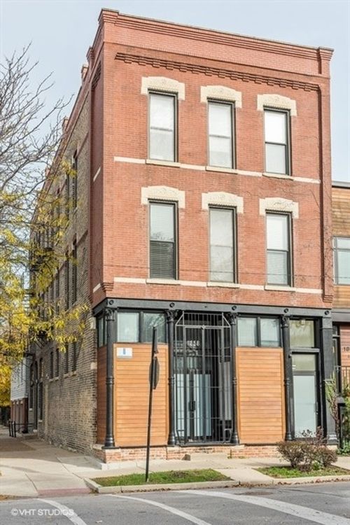 2f-1858 W Huron St, Chicago, IL, 60622-5526 | Card Image