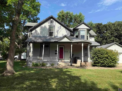 803 Neosho St, Emporia, KS, 66801-2741 | Card Image