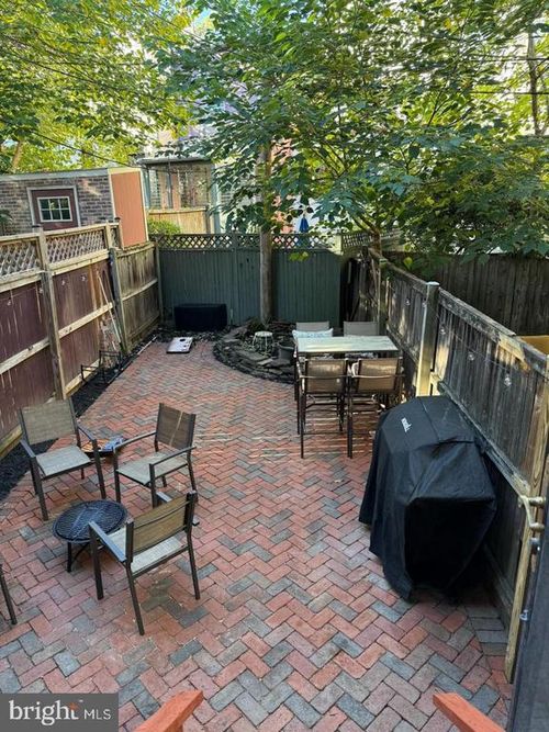 1-318 N Carolina Ave Se, WASHINGTON, DC, 20003-2059 | Card Image