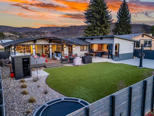 2713 Mesa Ave, Durango, CO, 81301-4758 | Card Image