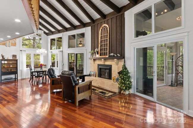 188 Echo Dr, House other with 3 bedrooms, 3 bathrooms and null parking in Laurel Park NC | Image 7