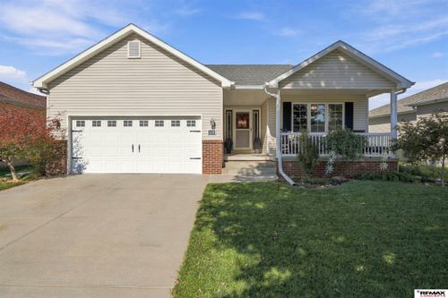 1738 Blackhawk Drive, Lincoln, NE, 68521 | Card Image
