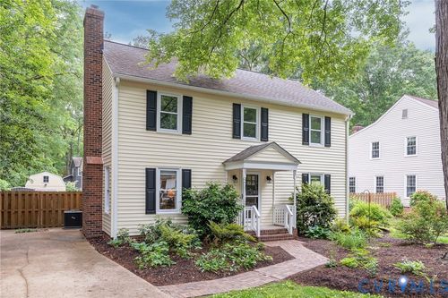 11135 Oakcrest Dr, North Chesterfield, VA, 23235-3565 | Card Image