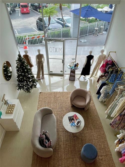 c41-260 Crandon Blvd, Key Biscayne, FL, 33149-1536 | Card Image