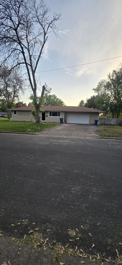 998 Overton Dr Ne, Fridley, MN, 55432-4540 | Card Image