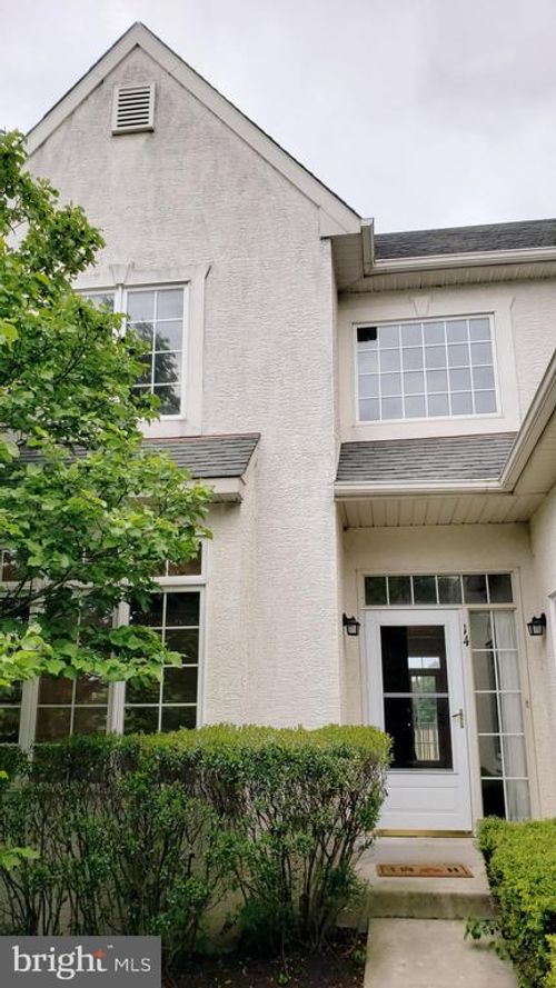 14 Hayworth Cir, EXTON, PA, 19341-2794 | Card Image