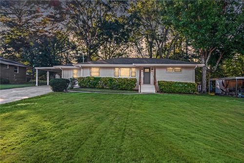 3685 Wisteria Ln Se, Smyrna, GA, 30082-3489 | Card Image
