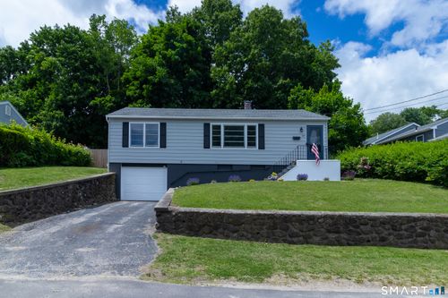 69 Spring Garden Ave, Waterbury, CT, 06708-1732 | Card Image