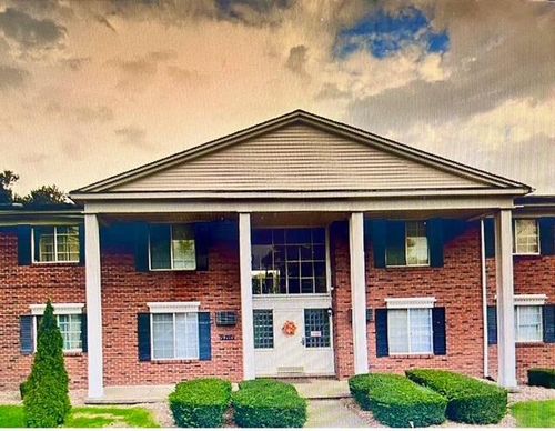 206-19160 Winston St, Detroit, MI, 48219-6303 | Card Image