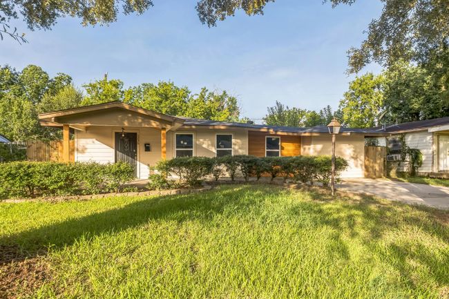 5236 Perry St, House other with 4 bedrooms, 2 bathrooms and 4 parking in Houston TX | Image 12
