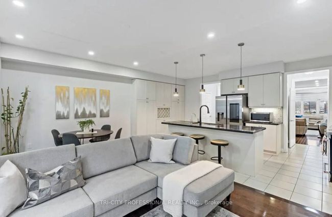 12557 Kennedy Rd, House attached with 5 bedrooms, 4 bathrooms and 2 parking in Caledon ON | Image 7