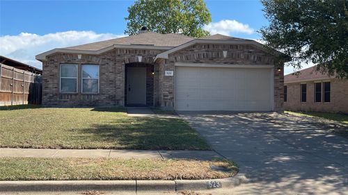 523 Burleson St, Cedar Hill, TX, 75104-8161 | Card Image