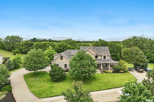 28020 238th St, Le Claire, IA, 52753-9126 | Card Image