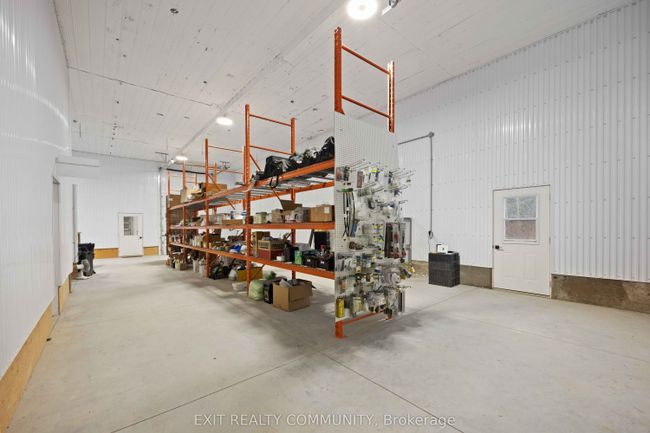 329 Parkhill Dr, Home with 0 bedrooms, 1 bathrooms and null parking in Thedford ON | Image 10