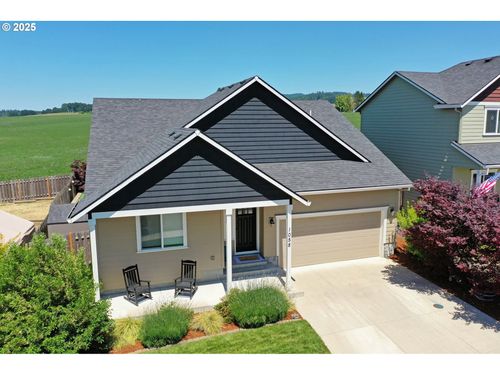 1058 E 16th St, Lafayette, OR, 97127-9254 | Card Image
