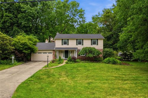 153 Seegar Rd, Upper St. Clair, PA, 15241-2137 | Card Image
