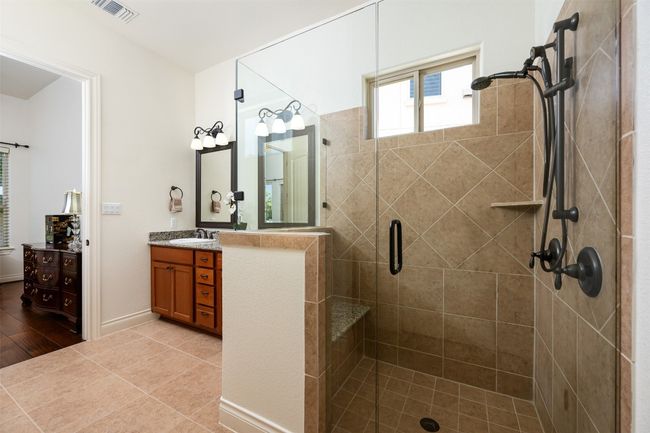 109 Limestone Dr, House other with 2 bedrooms, 3 bathrooms and 6 parking in Georgetown TX | Image 15