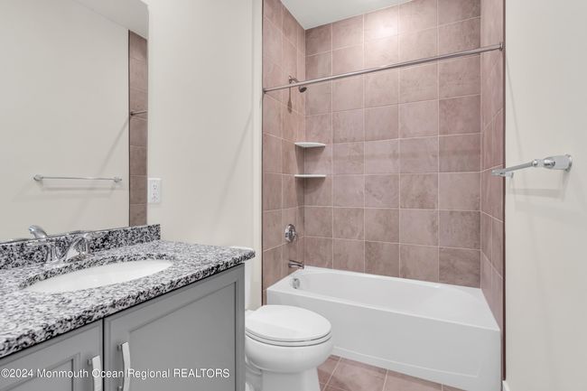 6 Augustus Dr, Condo with 4 bedrooms, 4 bathrooms and null parking in Middletown NJ | Image 26
