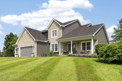1938 W Glenhurst Dr Nw, Lancaster, OH, 43130-8181 | Card Image