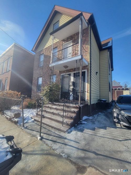 38 Auburn St, New Haven, CT, 06519-5551 | Card Image