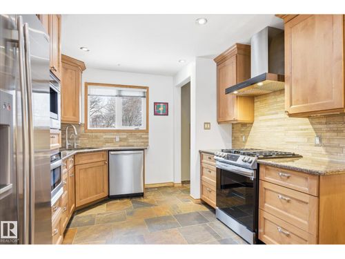 10222 73 St Nw, Edmonton, AB, T6A2X1 | Card Image