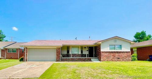 7531 E 28th St, Tulsa, OK, 74129-6411 | Card Image