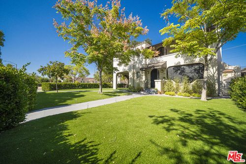 1081 S Rimpau Blvd, Los Angeles, CA, 90019-1810 | Card Image