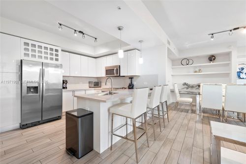 apt-2204-999 Sw 1st Ave, Miami, FL, 33130-3477 | Card Image