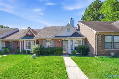 453 Autumnwood Drive Sw, Decatur, AL, 35601 | Card Image