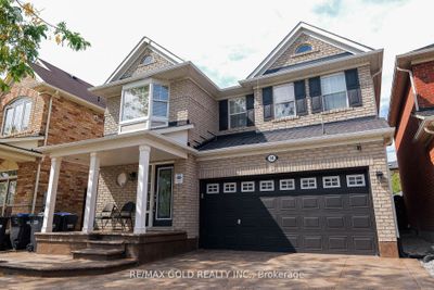 14 Coachlight Cres, House other with 4 bedrooms, 4 bathrooms and 5 parking in Brampton ON | Image 2