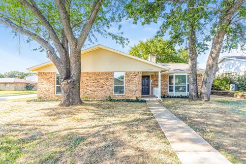 1137 Wood Heights Dr, Lewisville, TX, 75067-5099 | Card Image