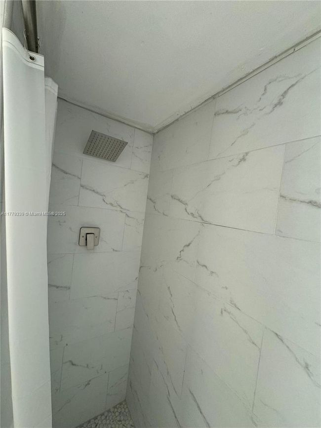 APT-315 - 4215 University Dr, Condo with 2 bedrooms, 2 bathrooms and null parking in Sunrise FL | Image 48
