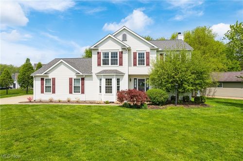 3183 Bear Hollow Rd, Uniontown, OH, 44685-7578 | Card Image