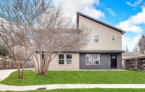 320 W Gambrell St, Fort Worth, TX, 76115 | Card Image