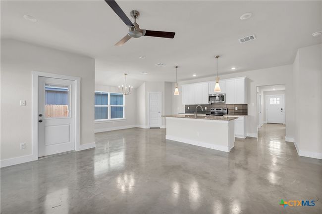 1127 Lexington Dr, House other with 4 bedrooms, 2 bathrooms and null parking in Copperas Cove TX | Image 13