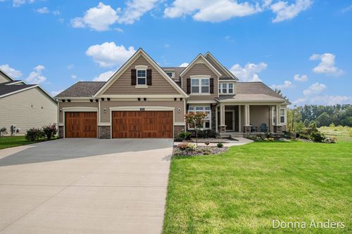 1936 Red Barn Rd, Hudsonville, MI, 49426-6904 | Card Image