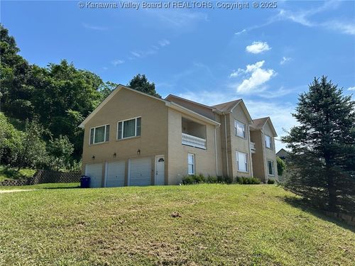 104 Francis Dr, Charleston, WV, 25311-1145 | Card Image