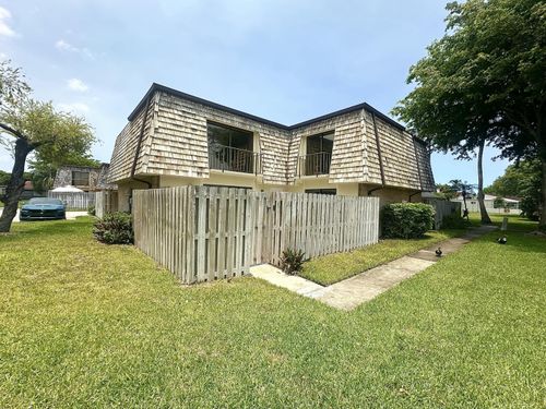173 Lake Arbor Dr, Palm Springs, FL, 33461-2146 | Card Image