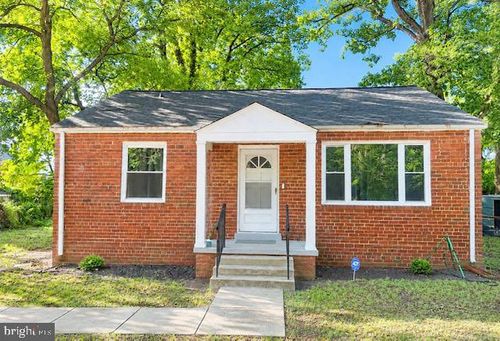 3210 Pinevale Ave, DISTRICT HEIGHTS, MD, 20747-4301 | Card Image