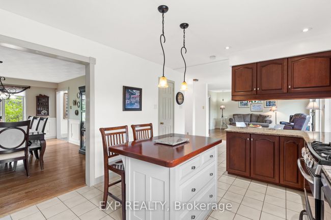 4 Barry Burn Crt, House other with 4 bedrooms, 3 bathrooms and 10 parking in Nepean ON | Image 15