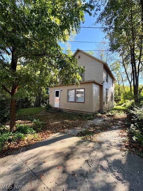 d-67 Morningside Drive, Akron, OH, 44303 | Card Image