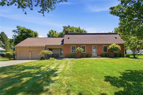2221 Fiesta Dr, Troy, OH, 45373-4407 | Card Image