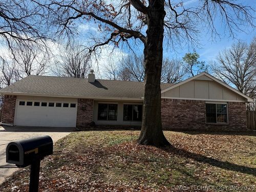 7524 S 83rd East Ave, Tulsa, OK, 74133-2931 | Card Image