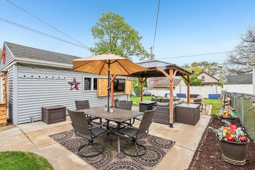 2177 S 97th Street, WEST ALLIS, WI, 53227 | Card Image