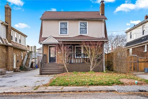 5317 3rd Ave, Niagara Falls, ON, L2E4M6 | Card Image