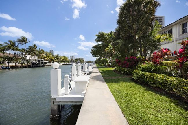14 - 3707 Ne 214 Th St, Townhouse with 5 bedrooms, 6 bathrooms and null parking in Aventura FL | Image 39