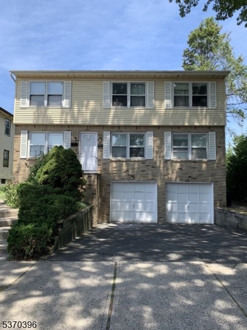 35 Church St, Millburn, NJ, 07041-1310 | Card Image