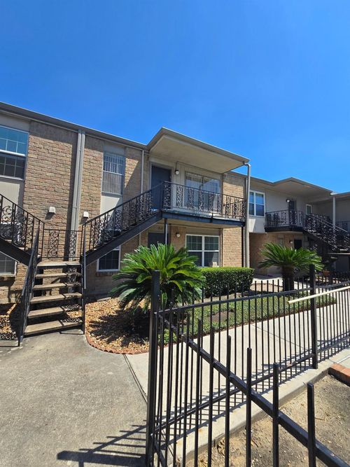apt-43-5550 N Braeswood Blvd, Houston, TX, 77096-3010 | Card Image