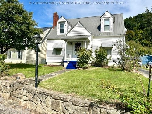120 W Reynolds Avenue, Belle, WV, 25015 | Card Image