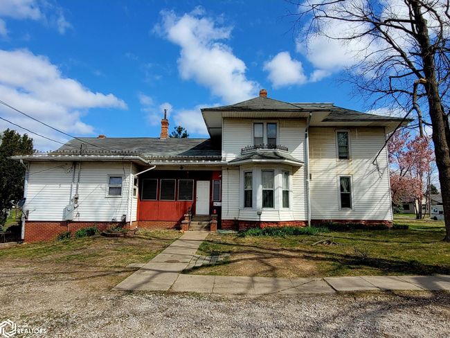 202 N West St, House other with 4 bedrooms, 2 bathrooms and null parking in Sigourney IA | Image 5